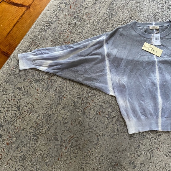 Elan sweater NWT soft lightweight gray and blues - Picture 3 of 6